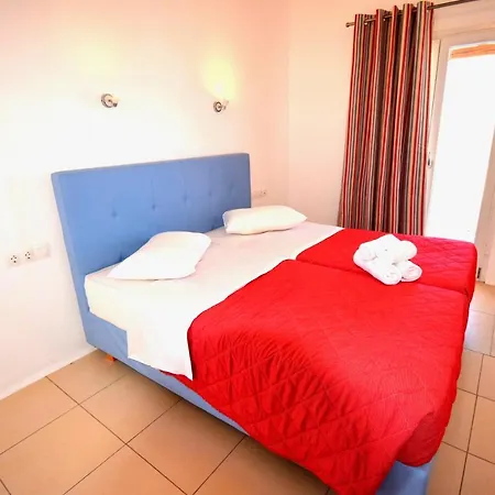 New Paradise Apartment *