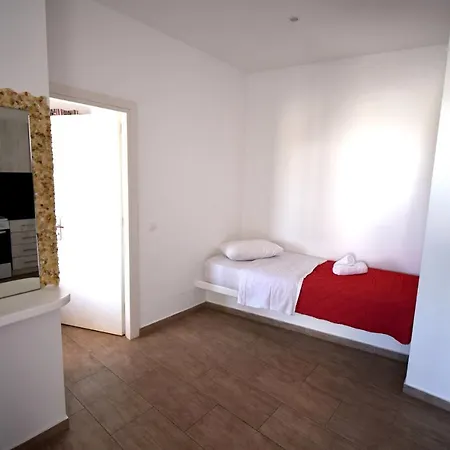 New Paradise Apartment *