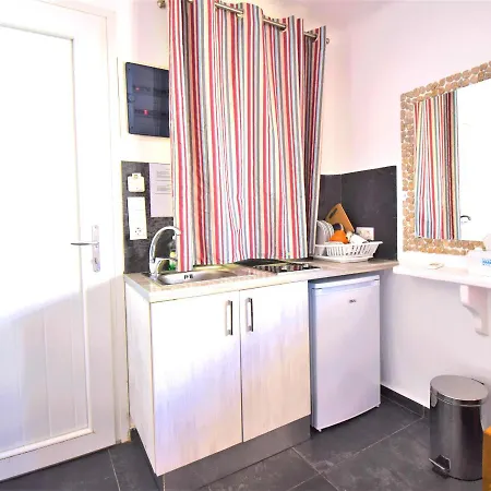 New Paradise Apartment *