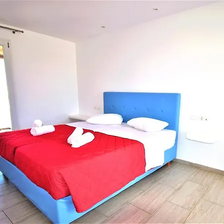 New Paradise Apartment *